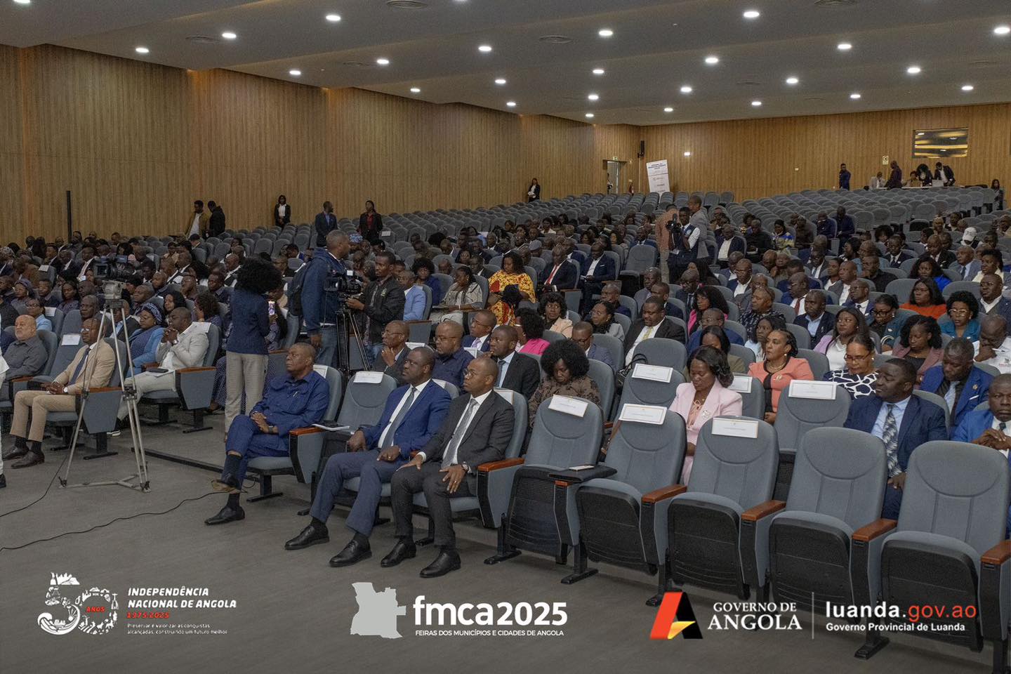 LIDERANÇA PÚBLICA EM DEBATE NO MUNICÍPIO DOS NAVEGANTES