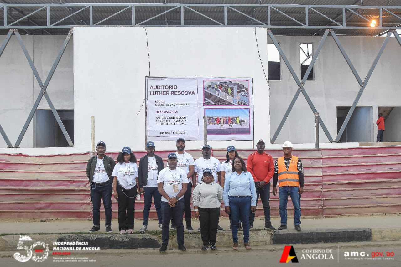 𝐀𝐝𝐦𝐢𝐧𝐢𝐬𝐭𝐫𝐚çã𝐨 𝐌𝐮𝐧𝐢𝐜𝐢𝐩𝐚𝐥 𝐝𝐚 𝐂𝐚𝐦𝐚𝐦𝐚 𝐚𝐩𝐨𝐢𝐚 𝐜𝐨𝐧𝐬𝐭𝐫𝐮çã𝐨 𝐝𝐨 𝐀𝐮𝐝𝐢𝐭ó𝐫𝐢𝐨 𝐋𝐮𝐭𝐡𝐞𝐫 𝐑𝐞𝐬𝐜𝐨𝐯𝐚